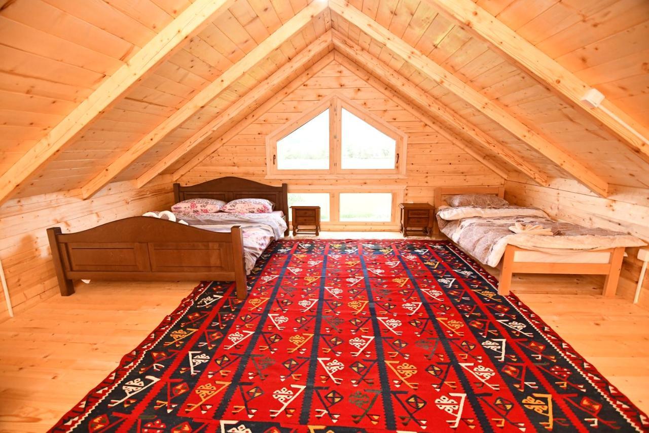 Holiday House By The Lake Плав Экстерьер фото
